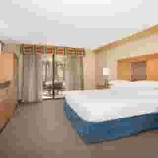 Embassy Suites by Hilton Phoenix Biltmor, 6 of 6