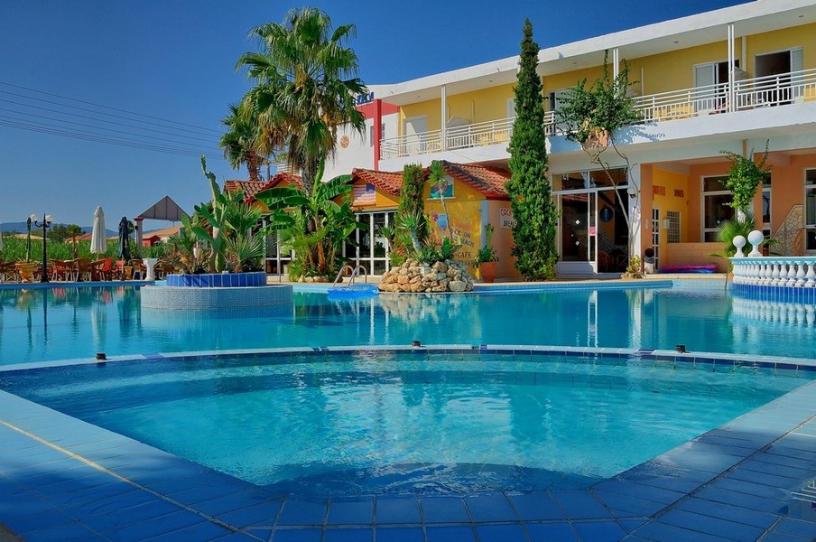 Ikaros Hotel Laganas Zante On The Beach