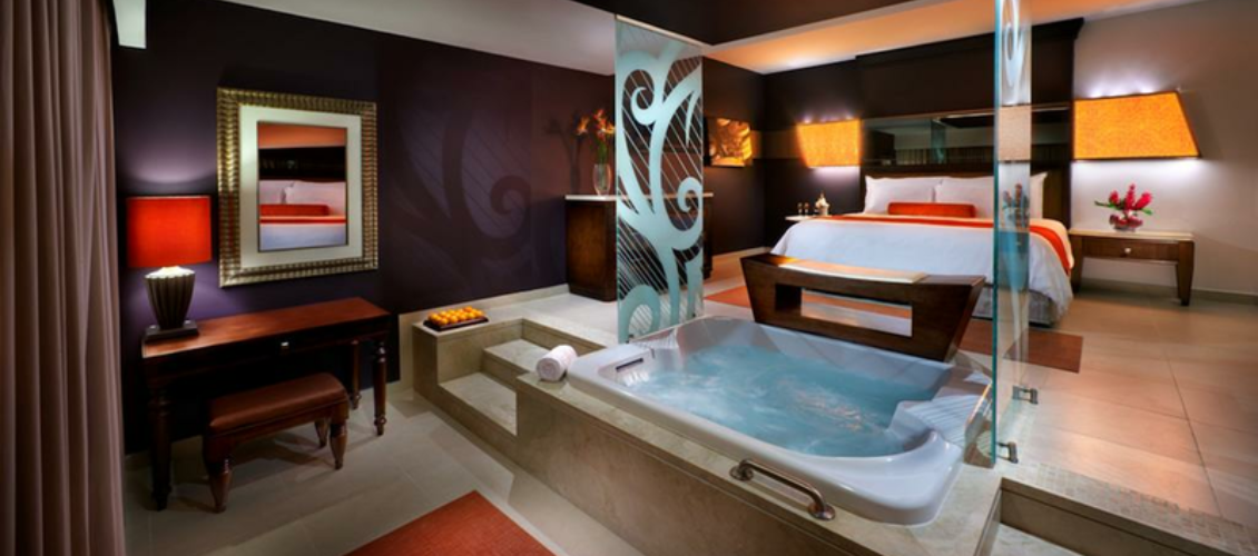 Hotel Hot Tub Suites - Private In-Room Jetted Spa Tub Suites Near You