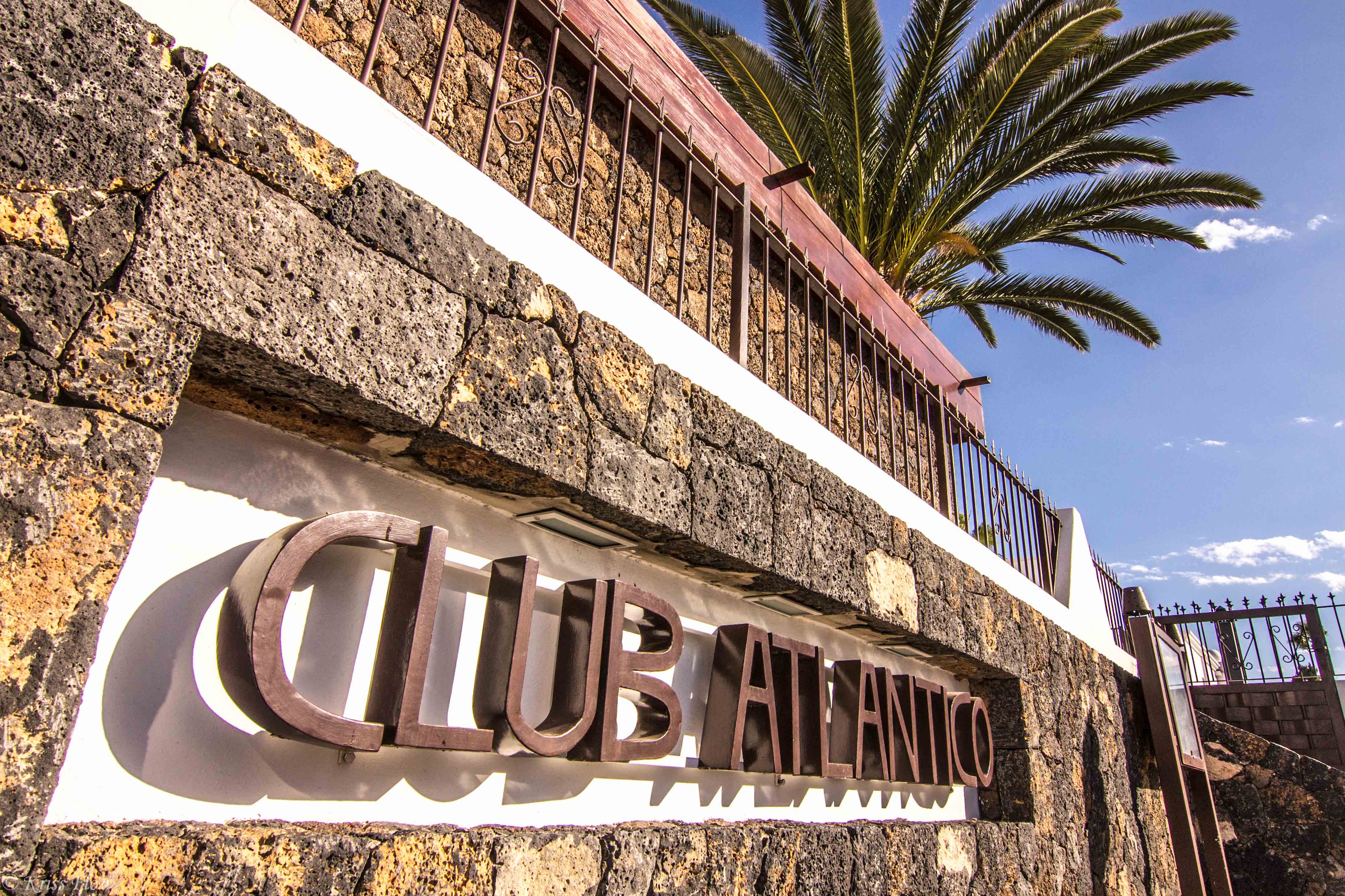 Club Atlantico - Puerto Del Carmen, Lanzarote - On The Beach