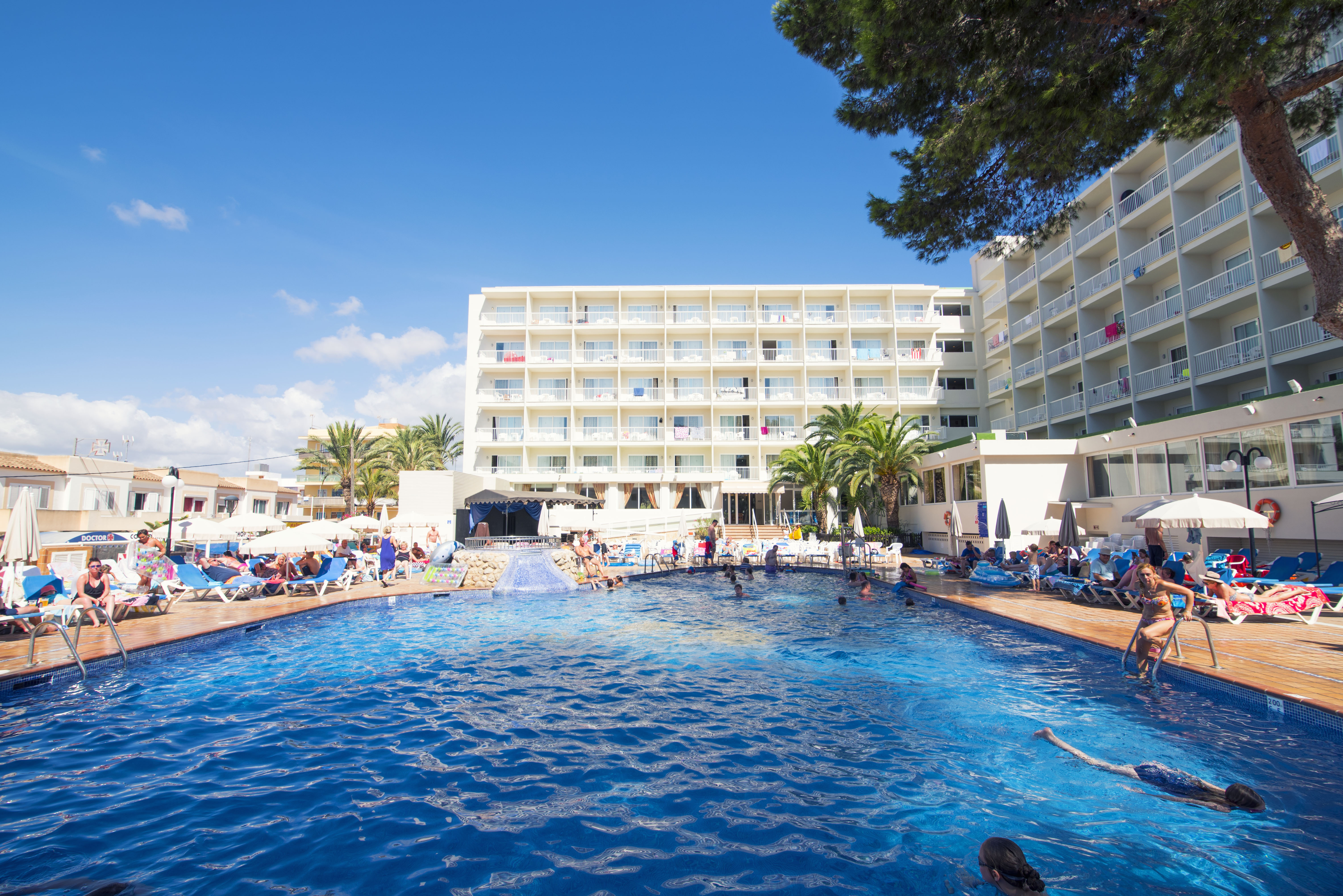 Coral Beach by LLUM - Es Cana, Ibiza - On The Beach